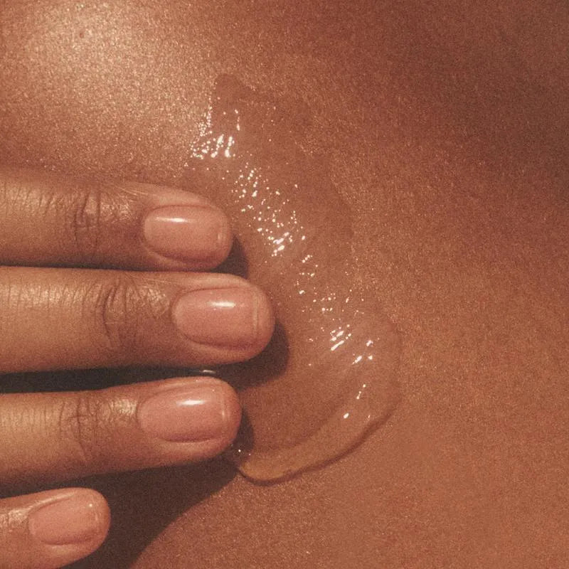 🌊 Hydrating Body Serum ✨ Revitalizing Body Lotion