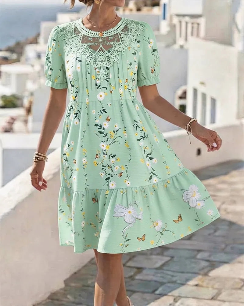 Daisy Lace Short Sleeve Vacation Dress