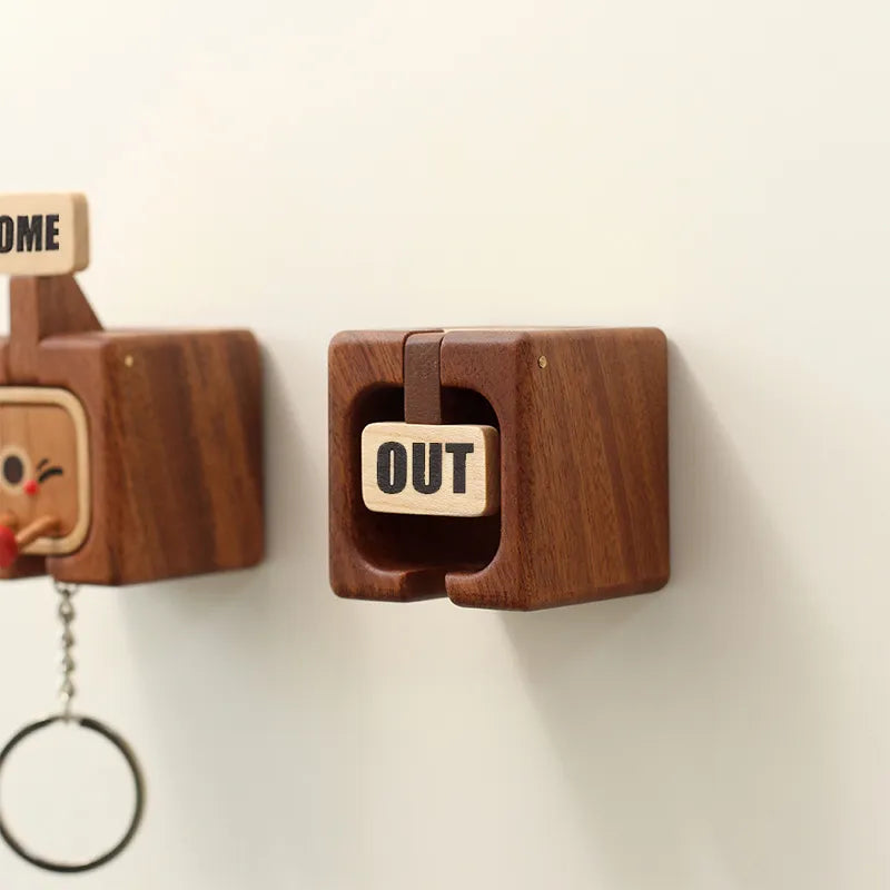🔥Hot Selling:Creative Wooden Key Hooks with Funny Facial Expressions - Functional & Stylish Key