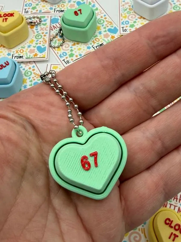 🧠Brain Rot Sayings Set – Valentine's Day Fidget Clicker Keychain Classroom Pack (Set of 20)