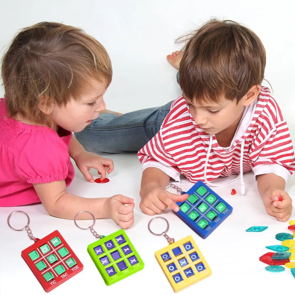 🏆Hot Sale⚡Tic-Tac-Toe Keychain Set - 4Pcs Educational Travel Game for Kids